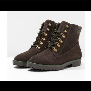 Brown suede eyelet Ralph Lauren boots